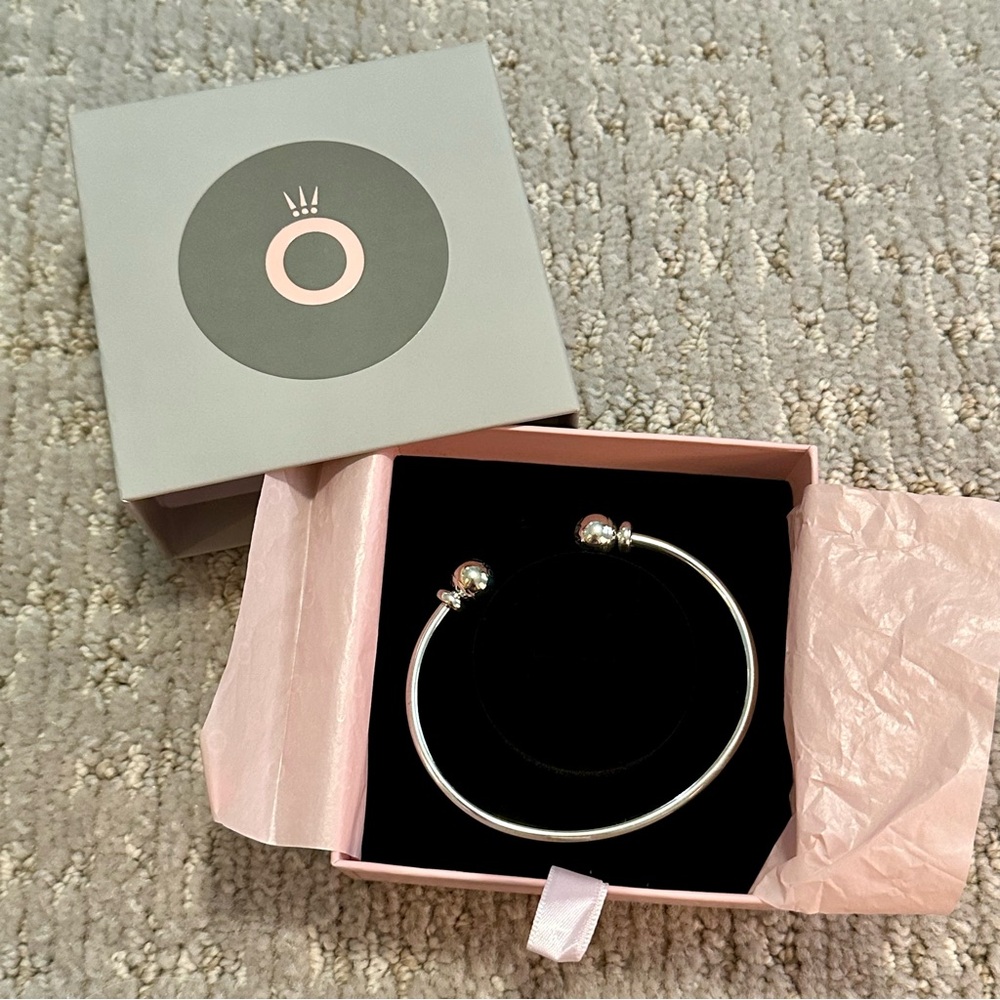 NWT Pandora Bangle